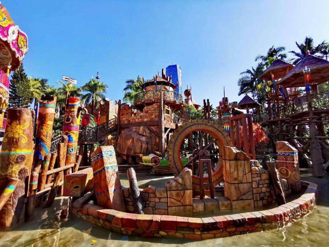 ���ښg����